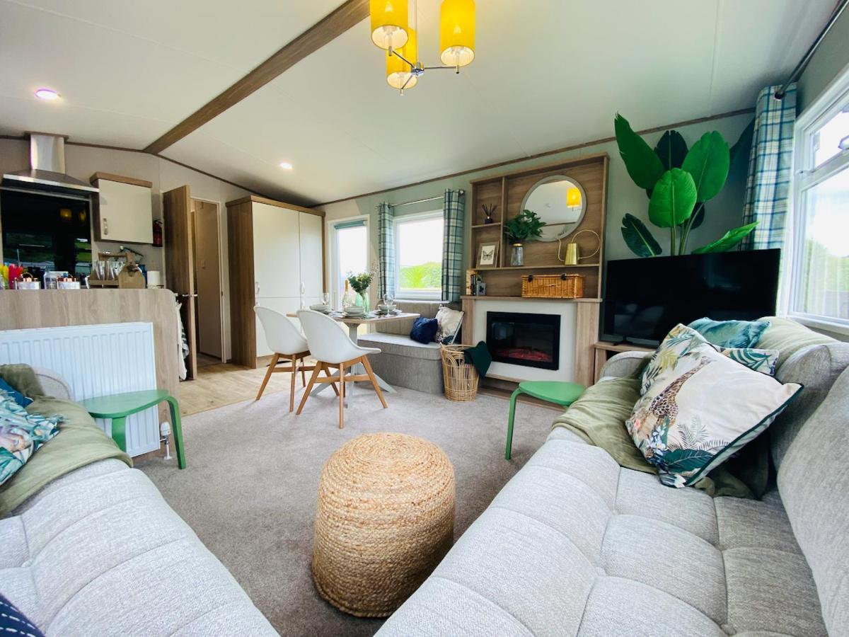 The Sanctuary Holiday Home - Escape The Ordinary Knaresborough Exterior foto